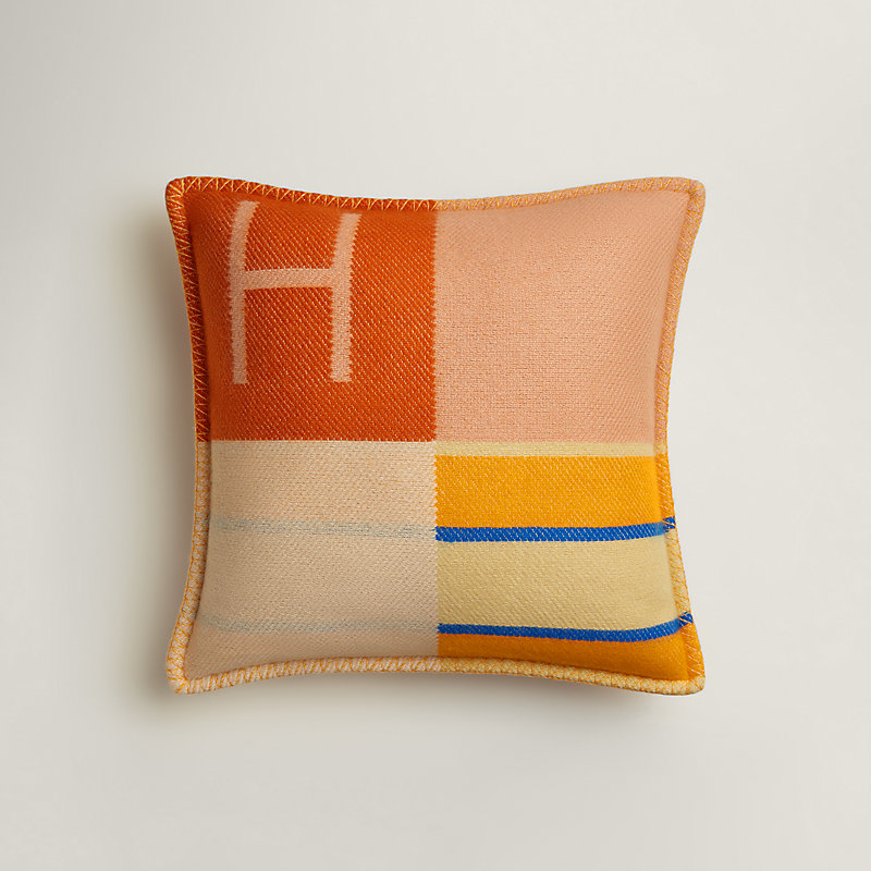 Avalon Cab pillow | Hermès UAE